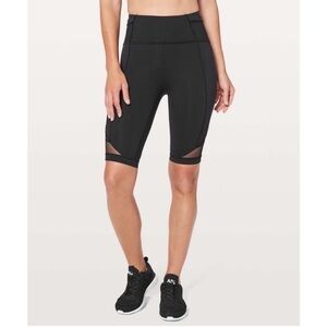 Lululemon black Biker shorts long with mesh - the Forget The Sweat Short